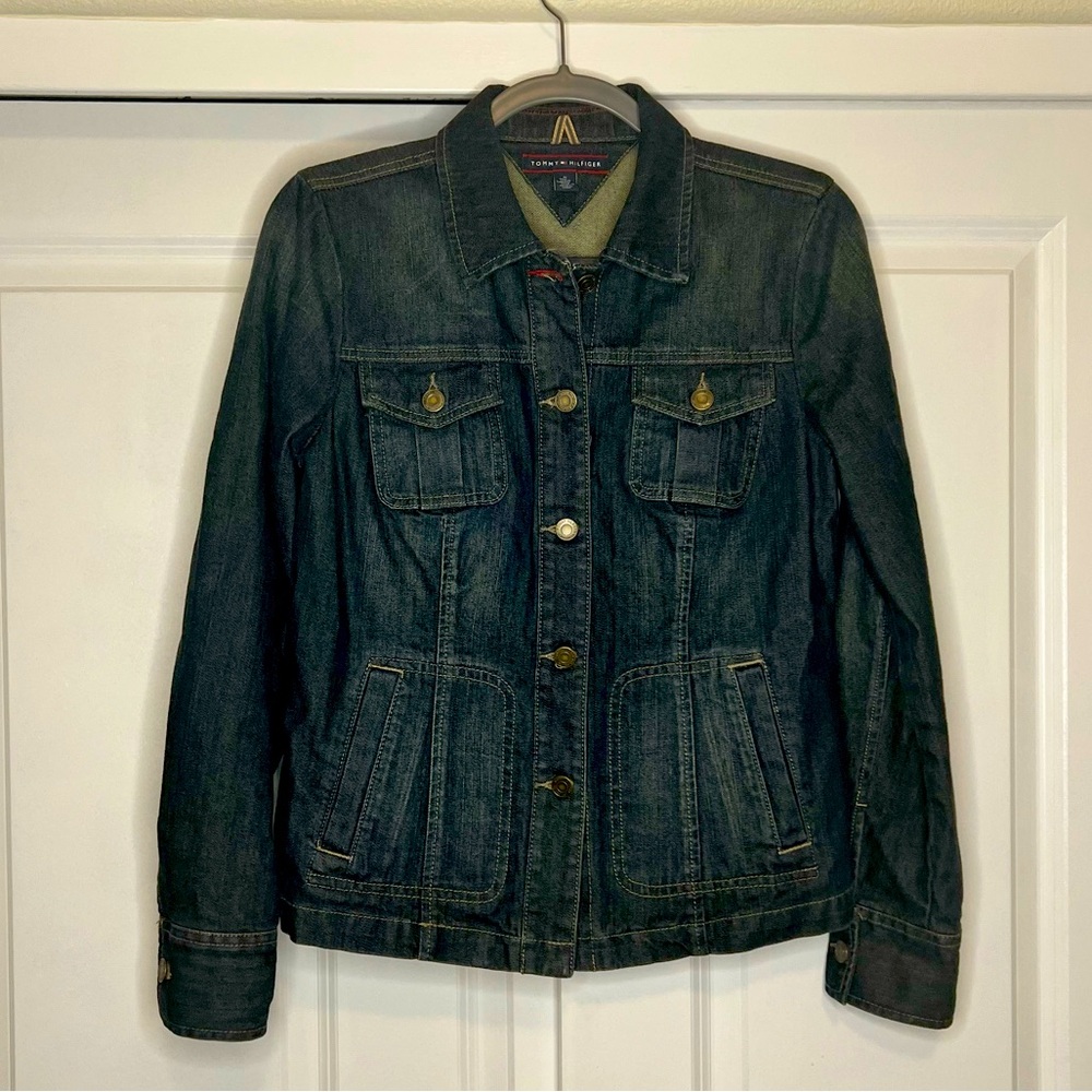 Tommy Hilfiger Women's Mid-Hip Fashion Jean Jacket, Size M
